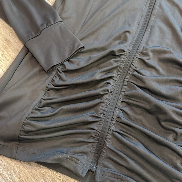 Maternity athletic zip up jacket grey tall friendly pregnancy - Picture 2 of 6